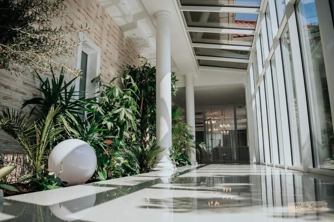 Góra Motyczna Hotel Millenium מראה חיצוני תמונה