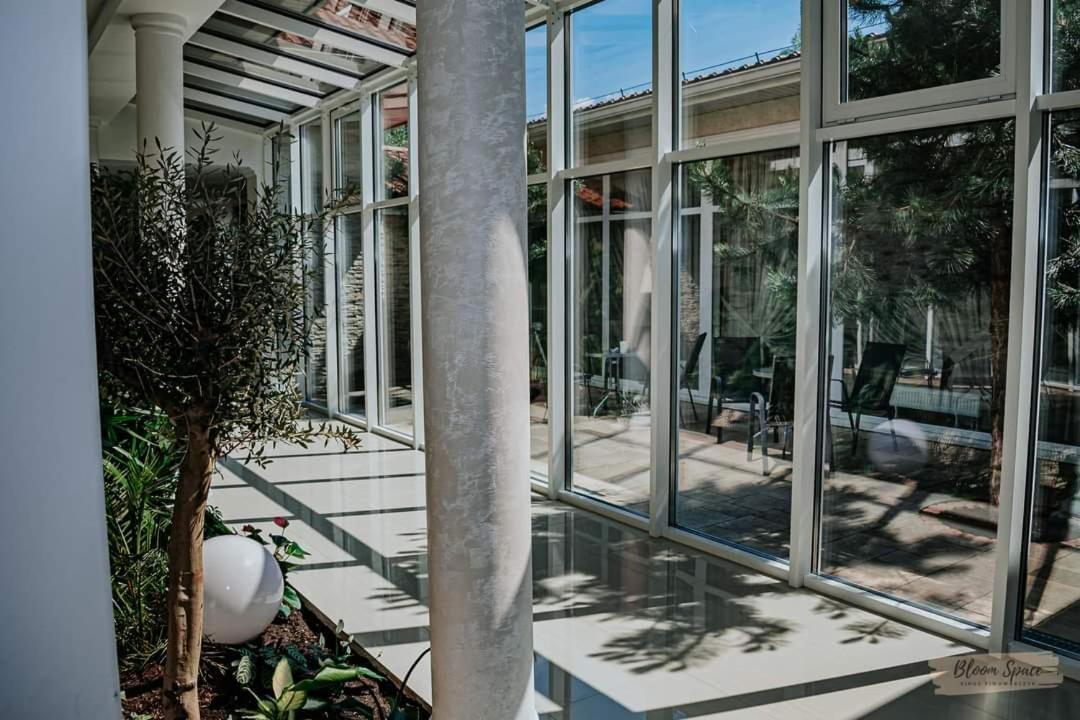 Góra Motyczna Hotel Millenium מראה חיצוני תמונה